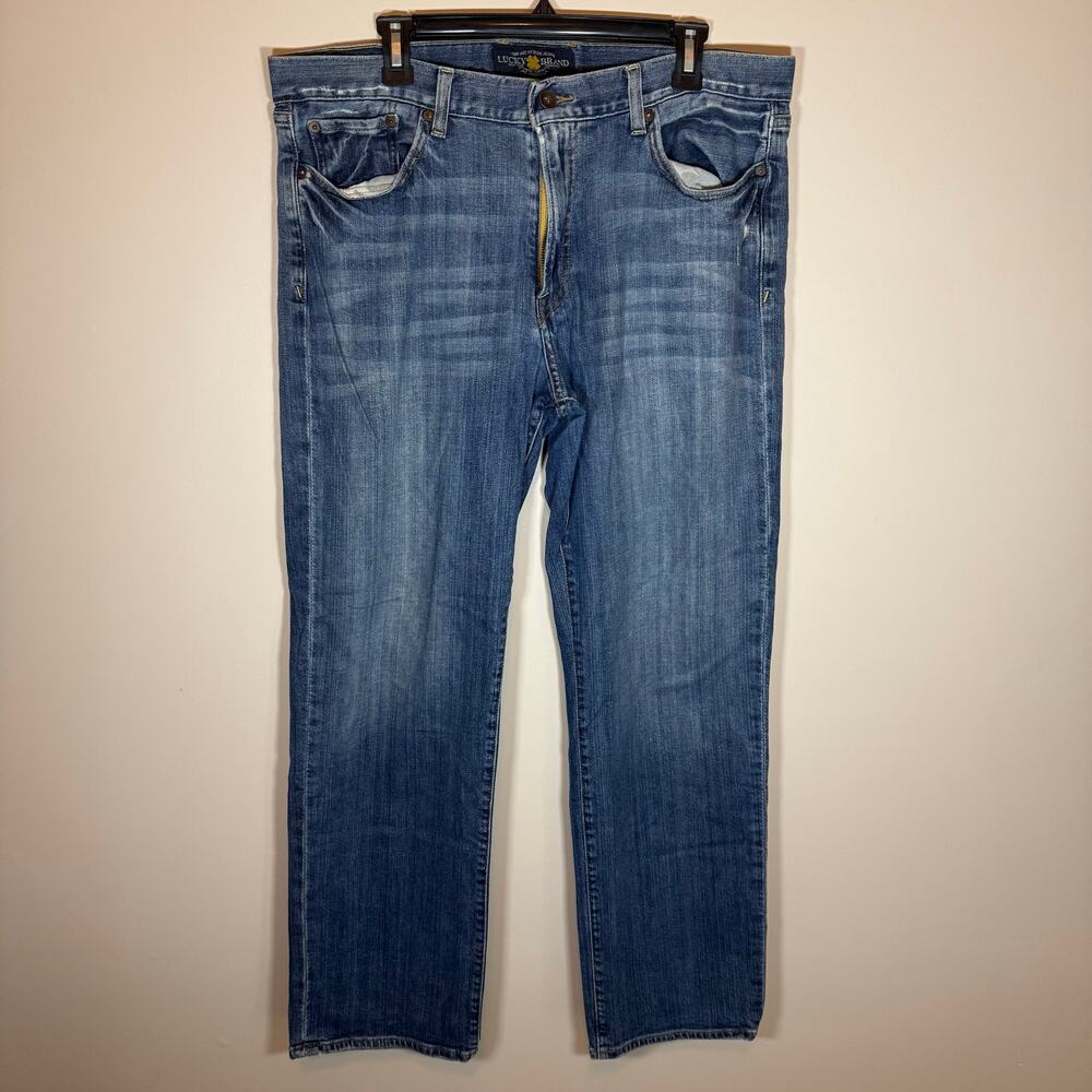 Men’s Blue 36x32 Lucky Brand Vintage Straight Fit Casual Normcore Blue Jeans